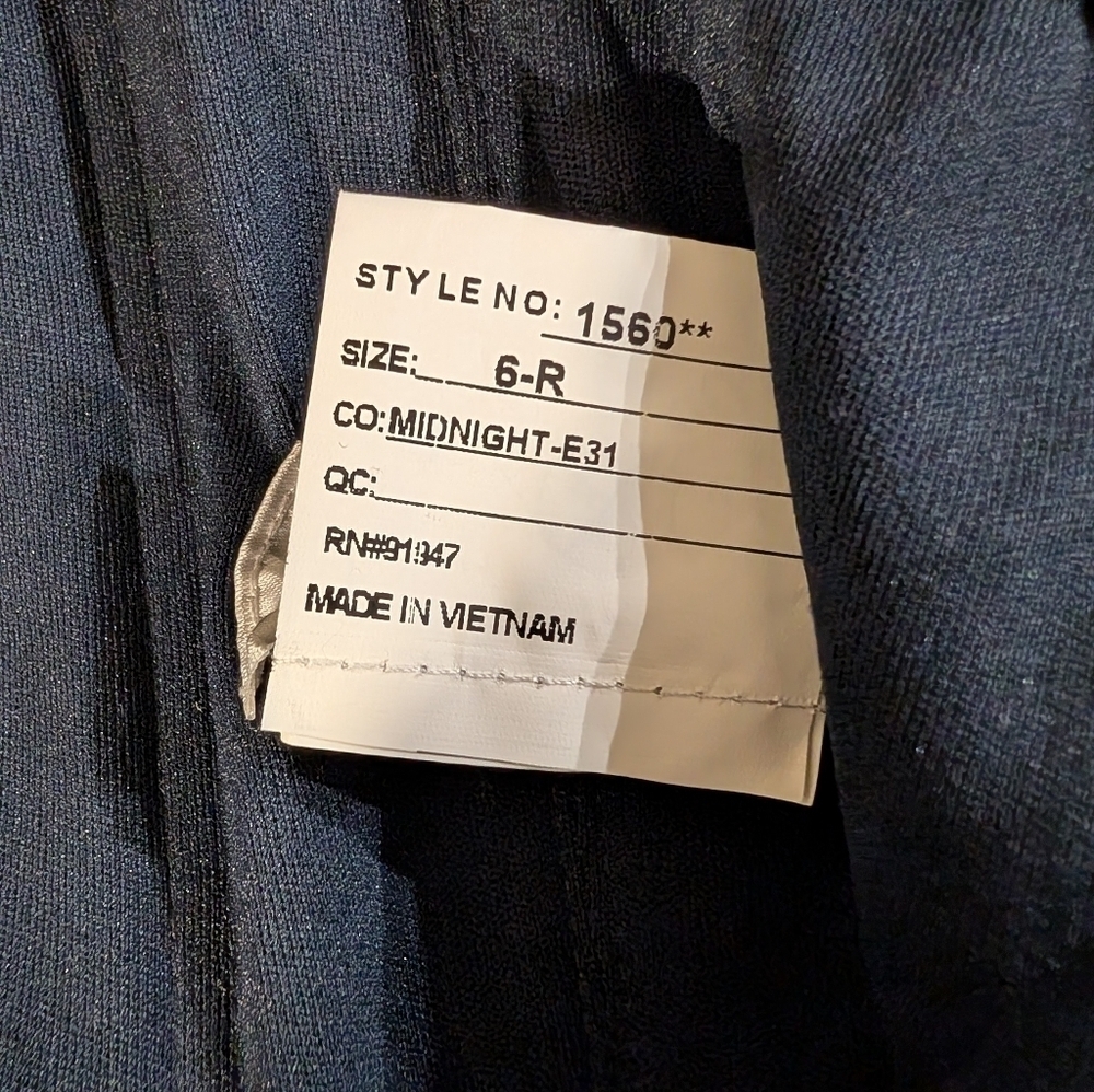 AFTER SIX Women’s Off the Shoulder Evening Gown Navy Blue Size 6 R NWOT - Picture 10 of 11